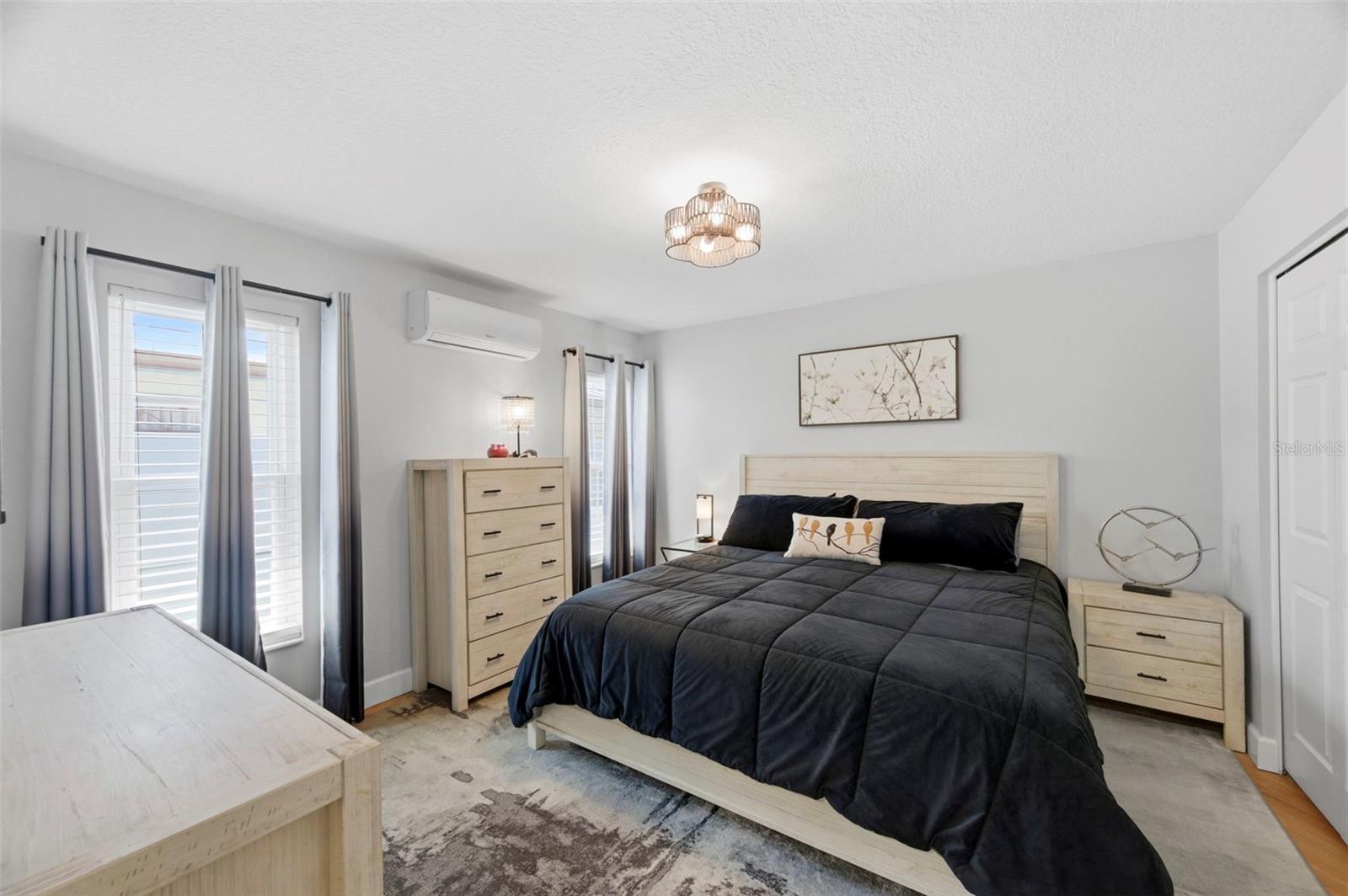 SEMINOLE TRAIL ESTATES - Residential