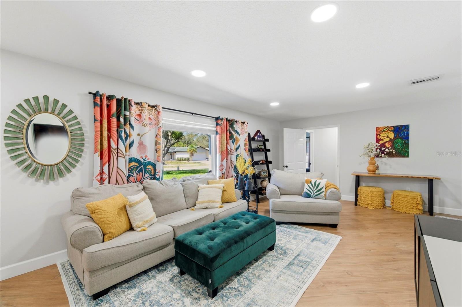 SEMINOLE TRAIL ESTATES - Residential