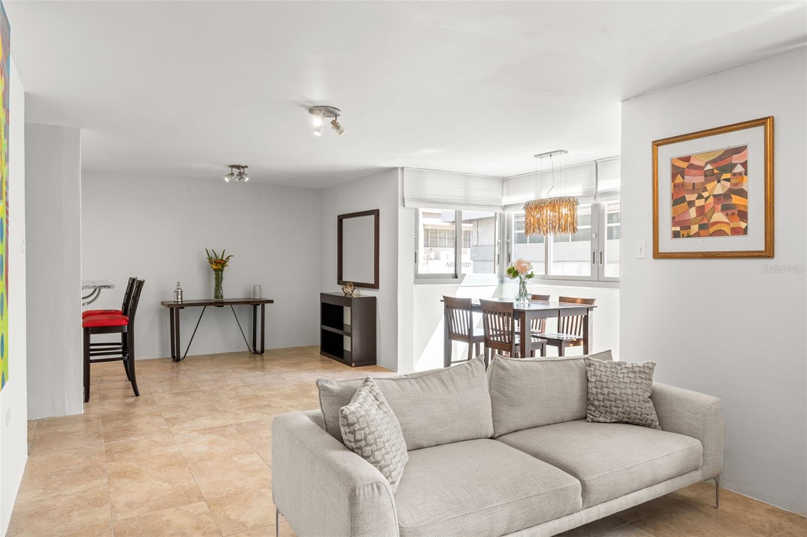 COND. WASHINGTON EXECUTIVE - Residential