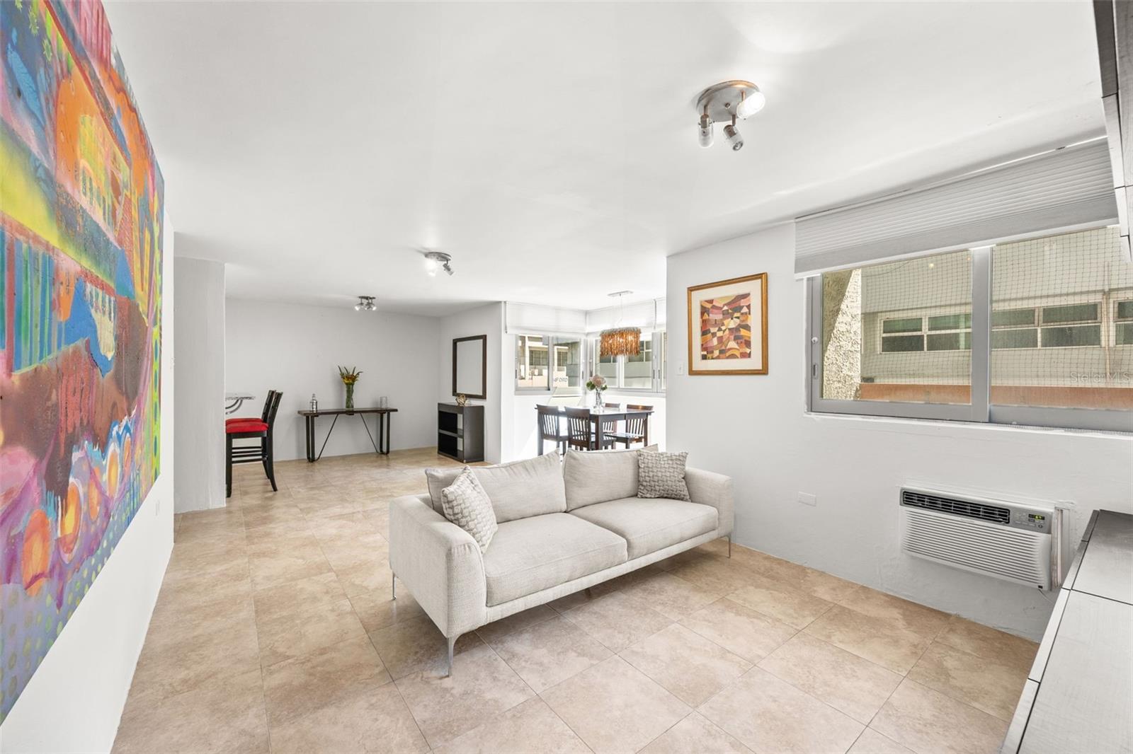 COND. WASHINGTON EXECUTIVE - Residential