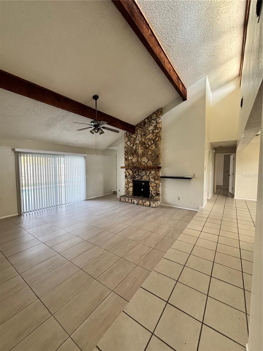 SHADOW BAY UNIT 3 - Residential Lease