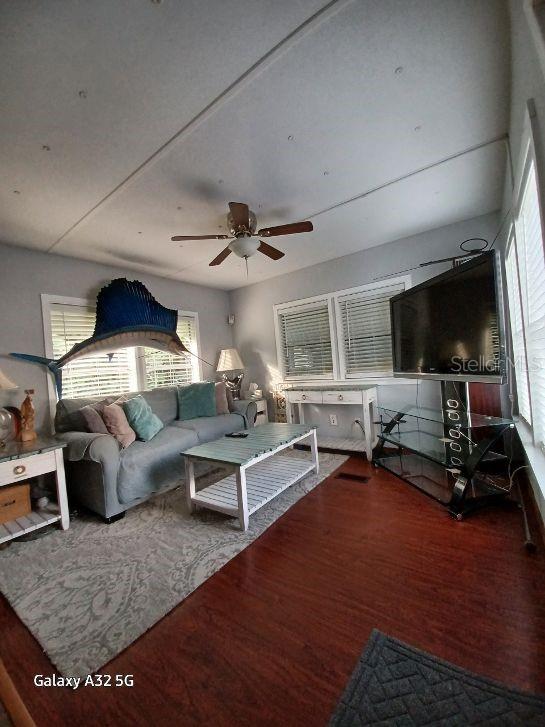 SUNSHINE PARKWAY MANOR - Residential