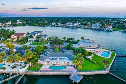 A home in TAMPA