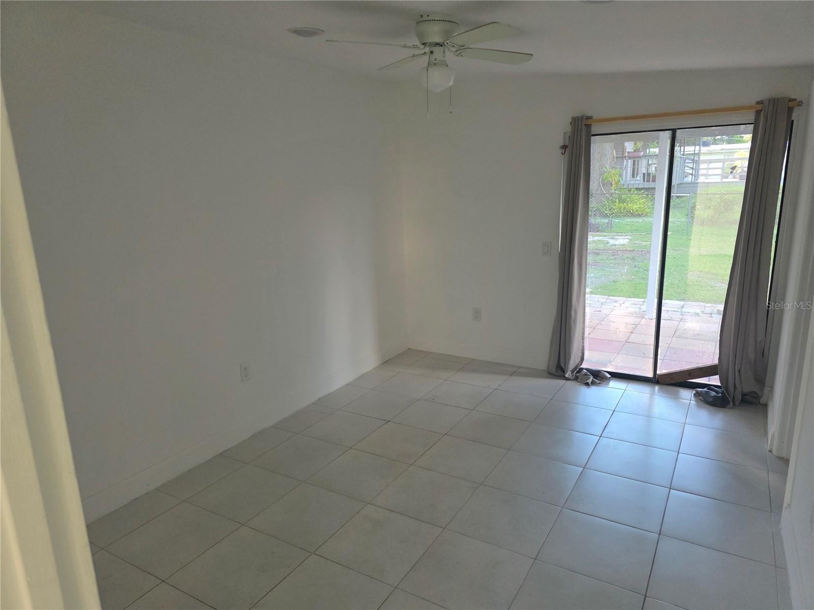 ELLIOTT & HARRISON SUB - Residential Lease