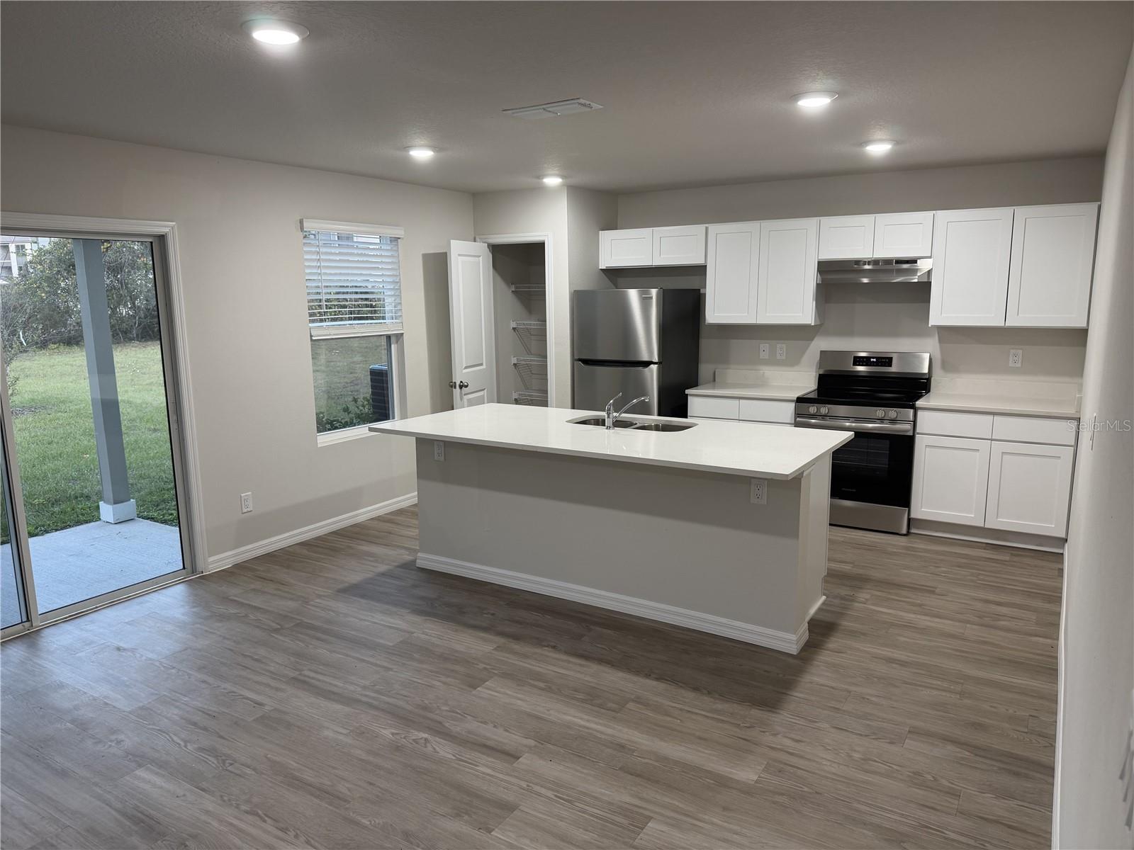 PALM COAST SEC 27 BLK 58 & 59 - Residential Lease