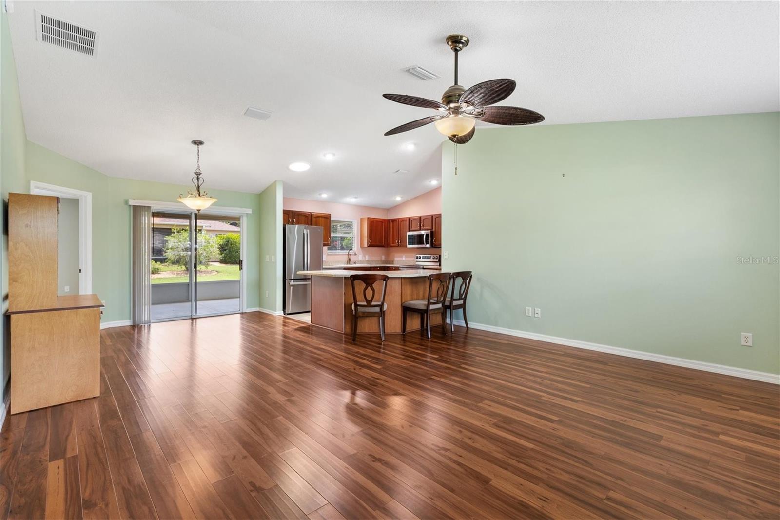 1630 ABERCROMBIE WAY