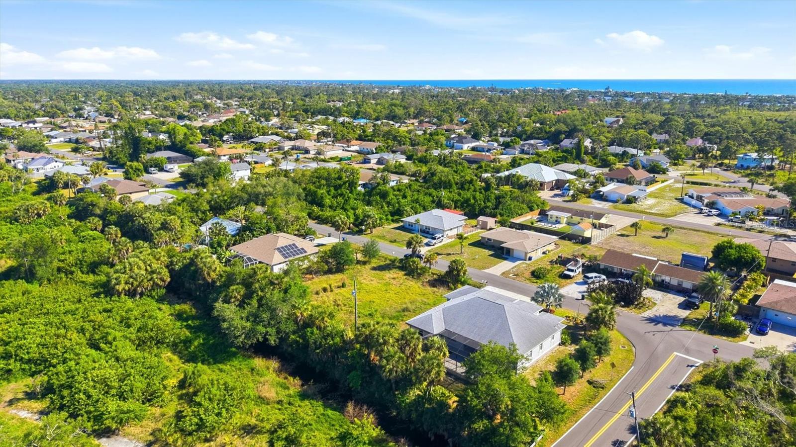 SOUTH VENICE - Residential