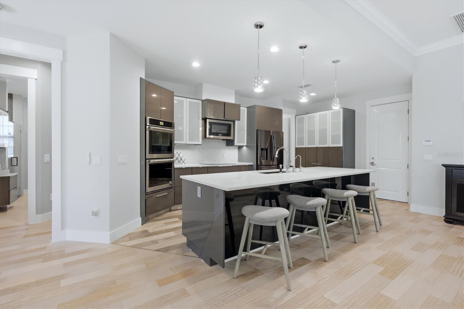 SOUTH VENICE - Residential