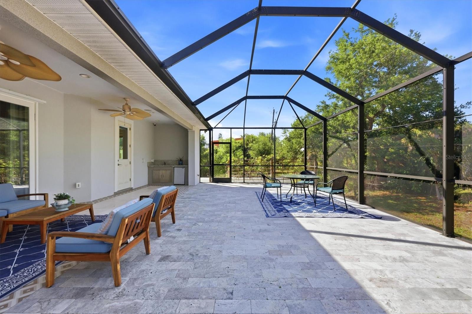 SOUTH VENICE - Residential