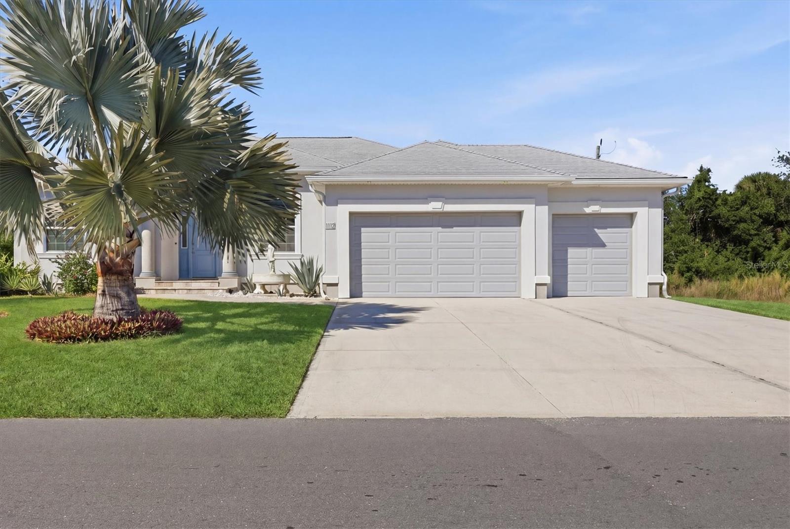 SOUTH VENICE - Residential