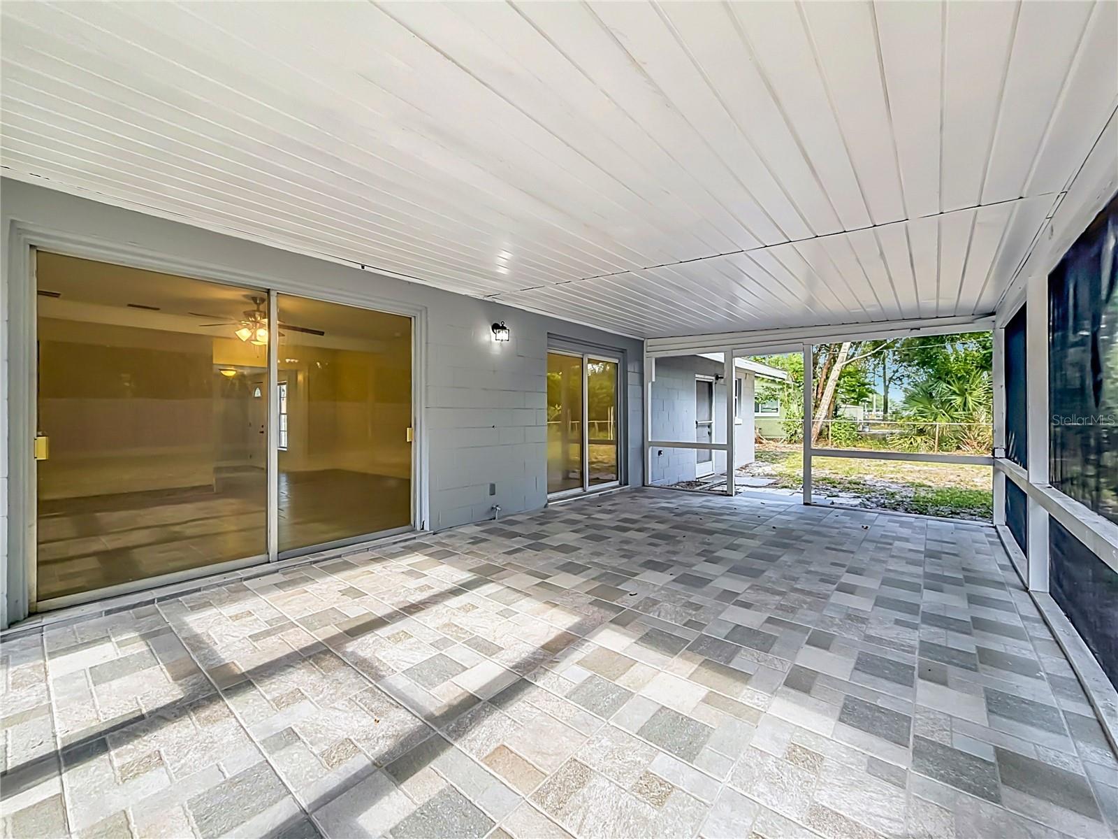 SUNLAND ESTATES - Residential