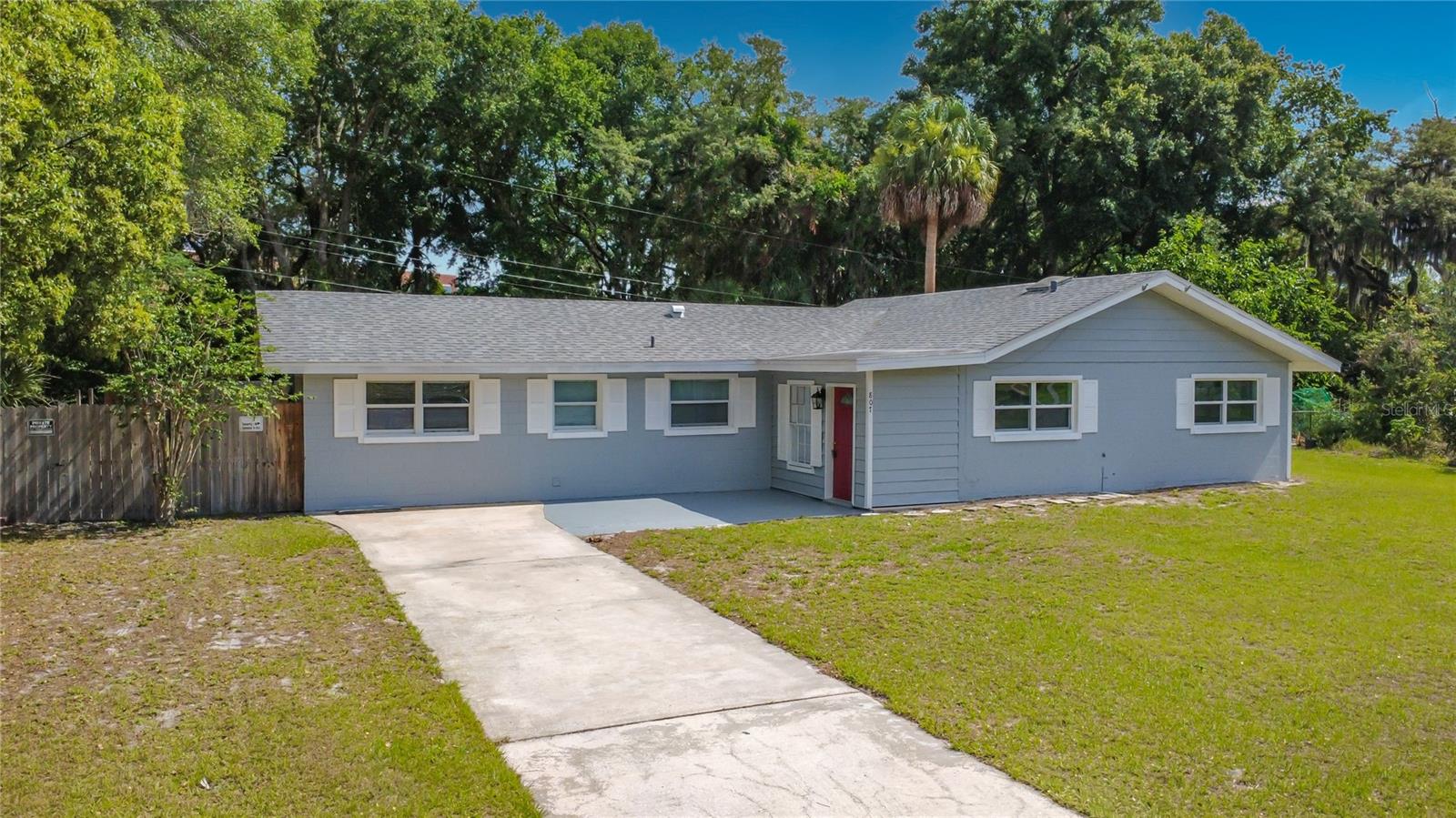 807 CHEROKEE CIRCLE