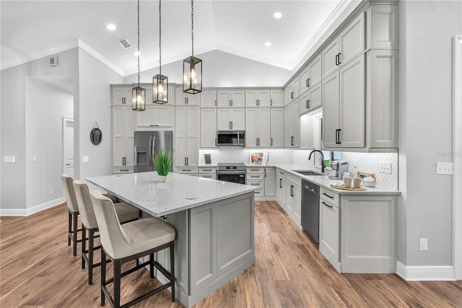 BLOOMINGDALE SEC P Q - Residential