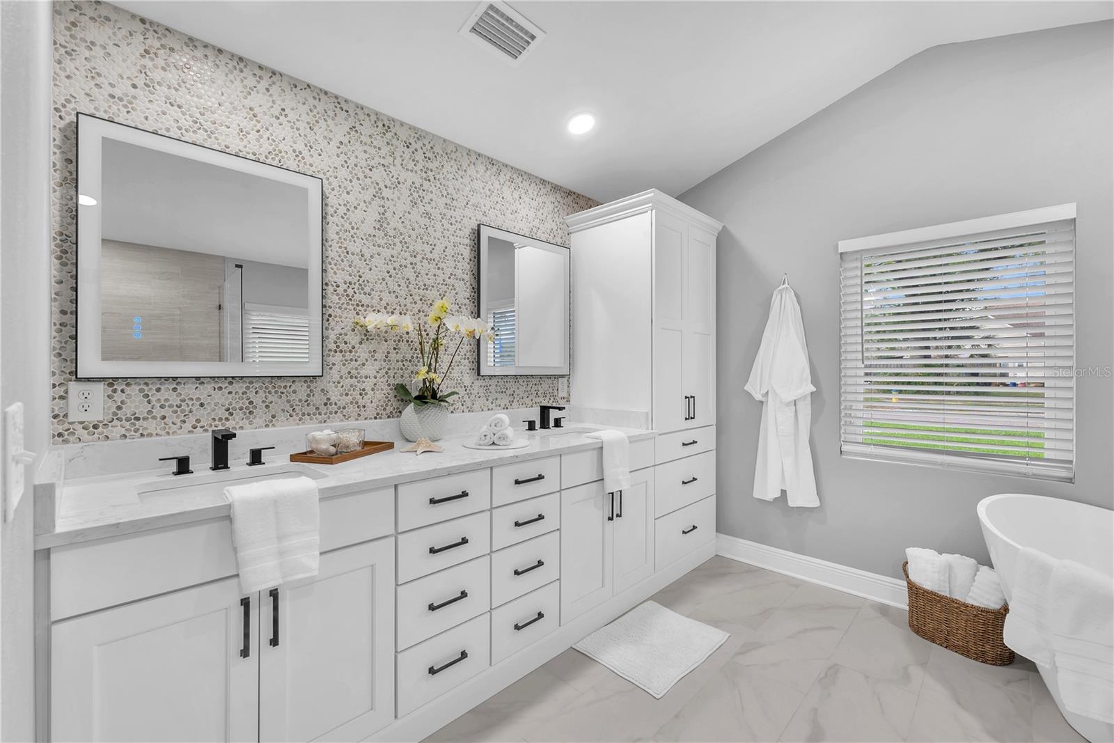 BLOOMINGDALE SEC P Q - Residential