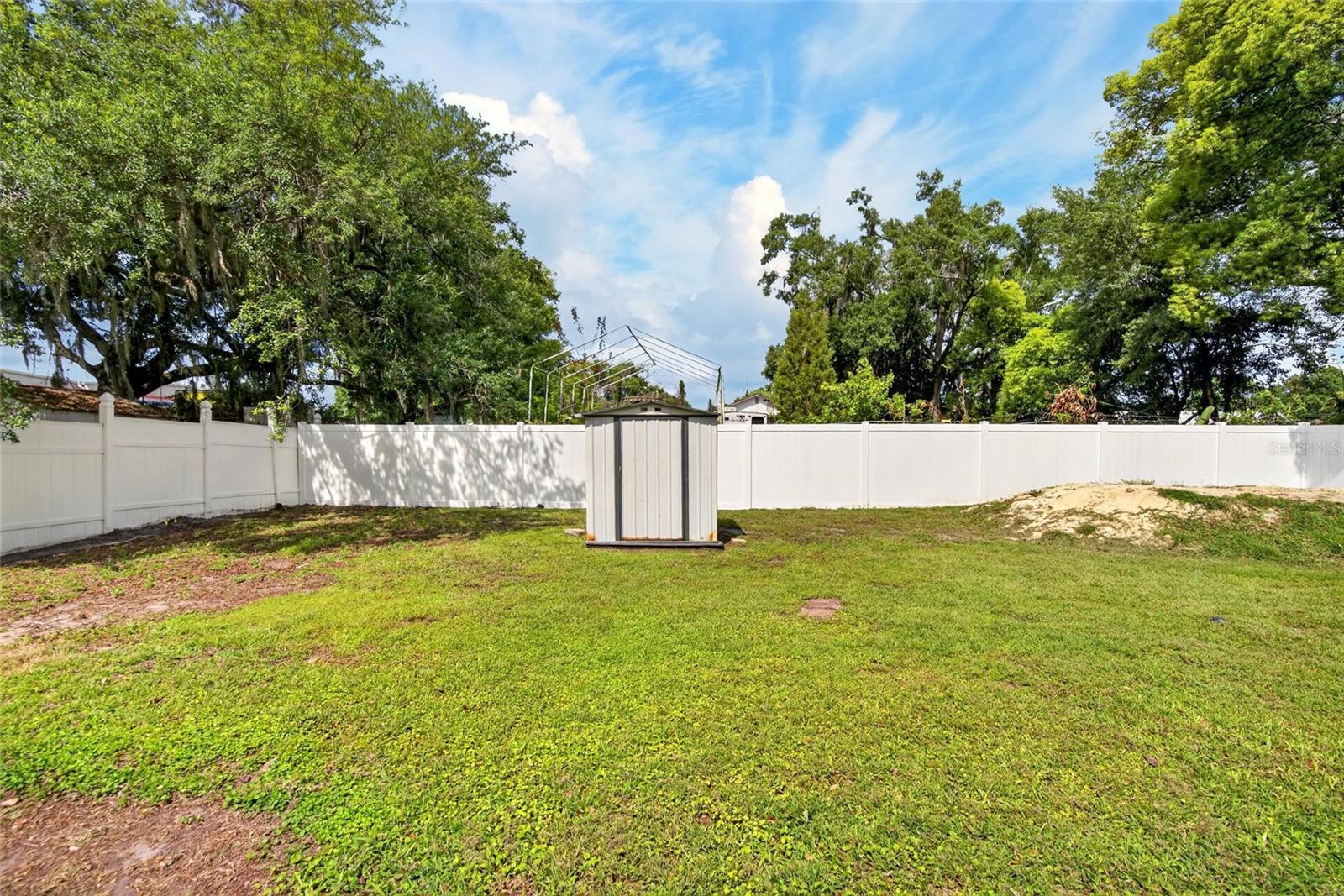 COMBEE MANOR - Residential