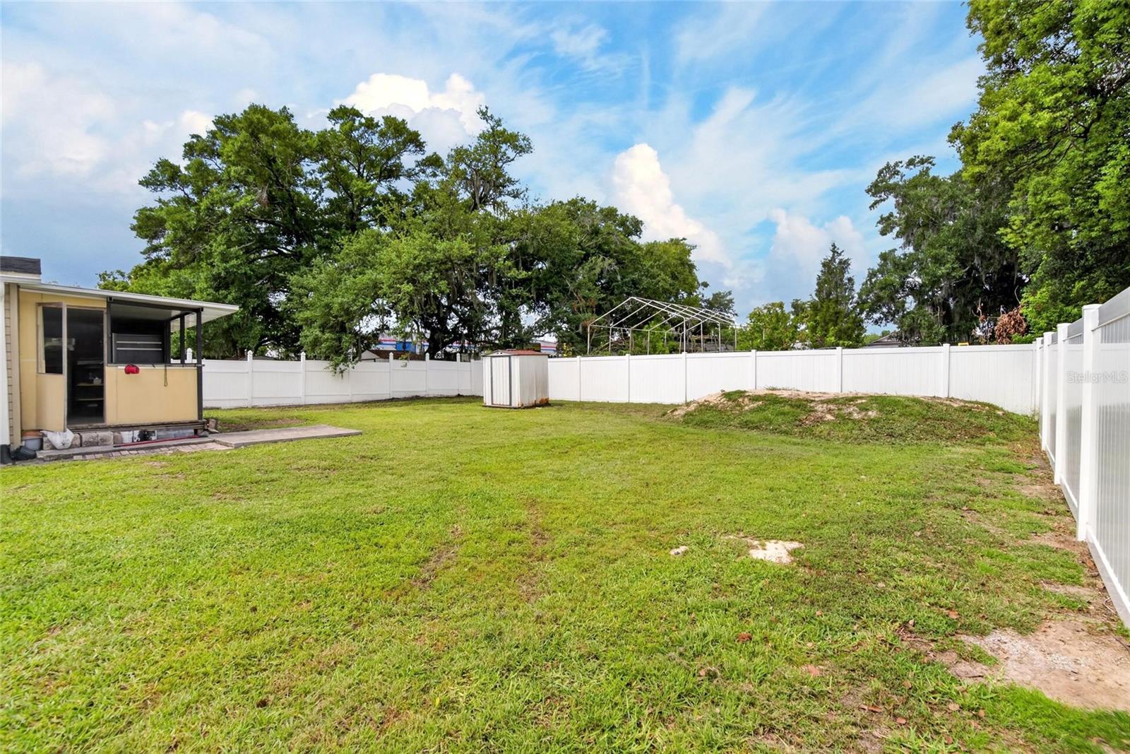 COMBEE MANOR - Residential