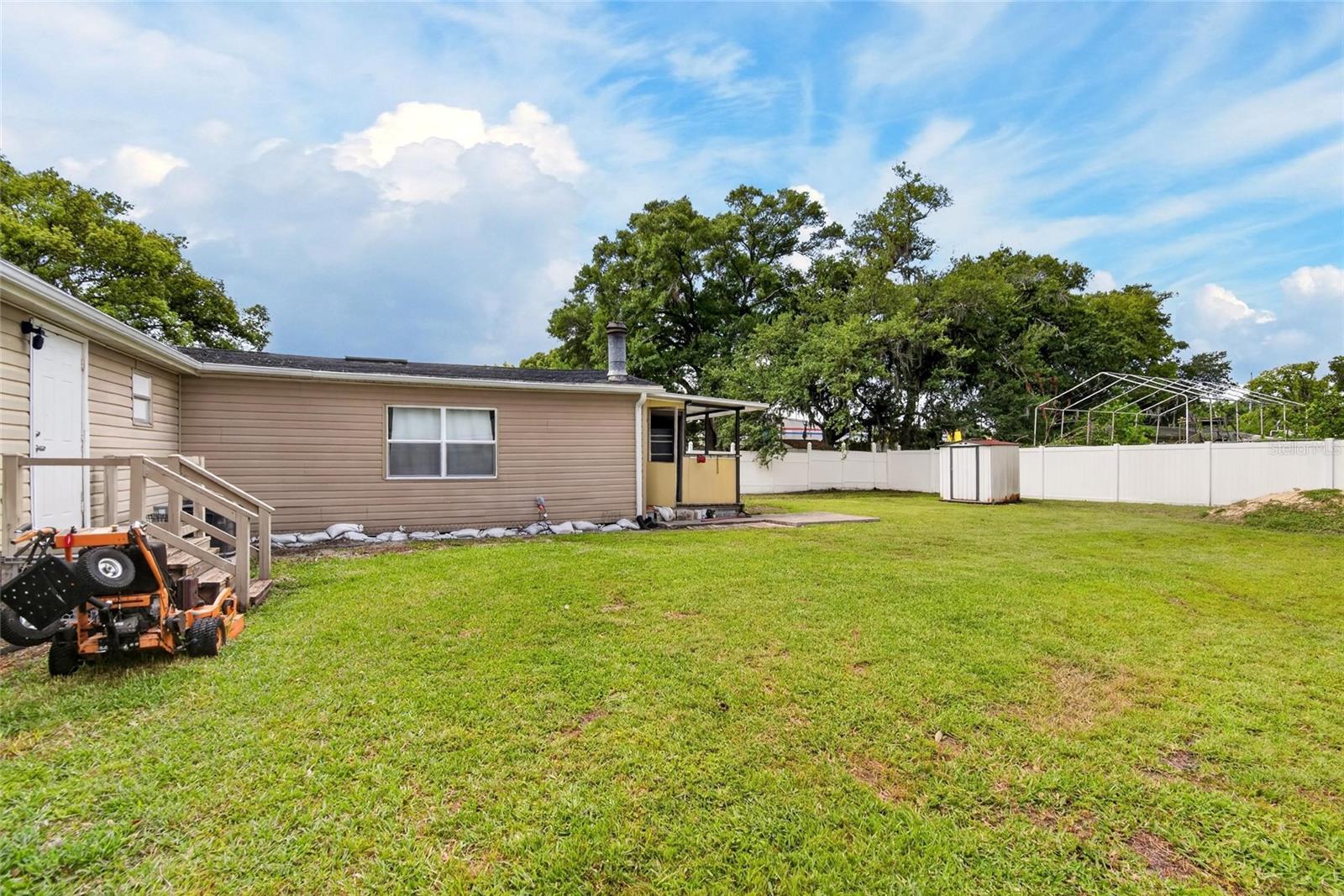 COMBEE MANOR - Residential