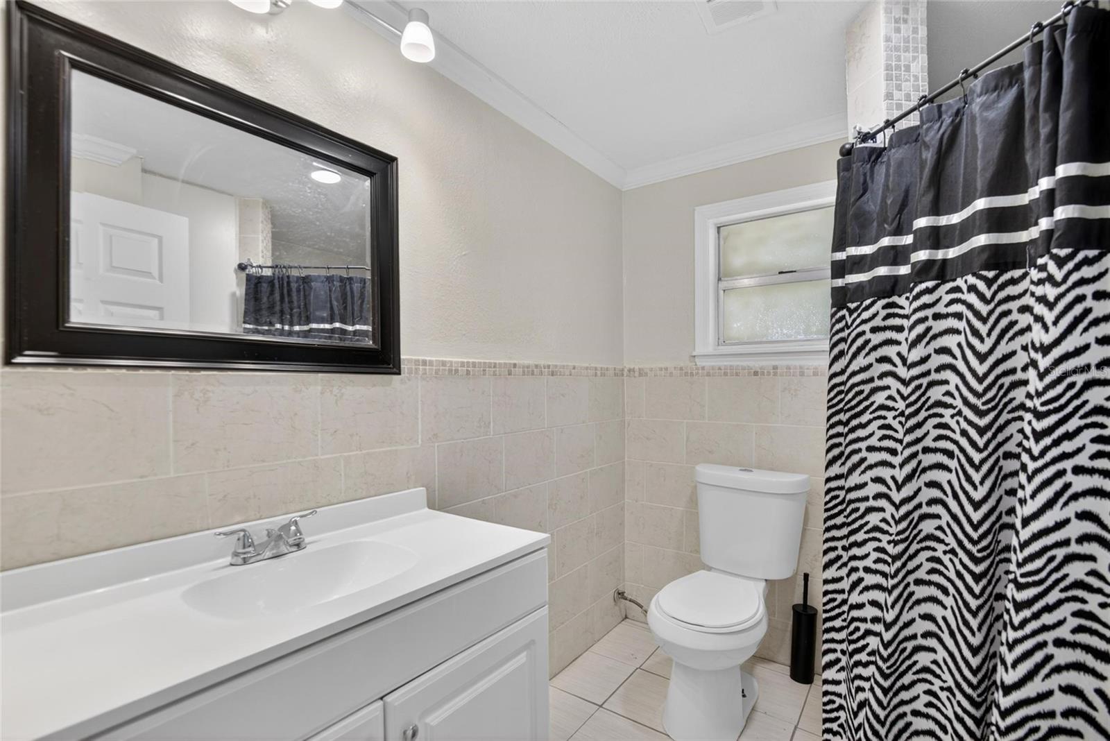 COMBEE MANOR - Residential