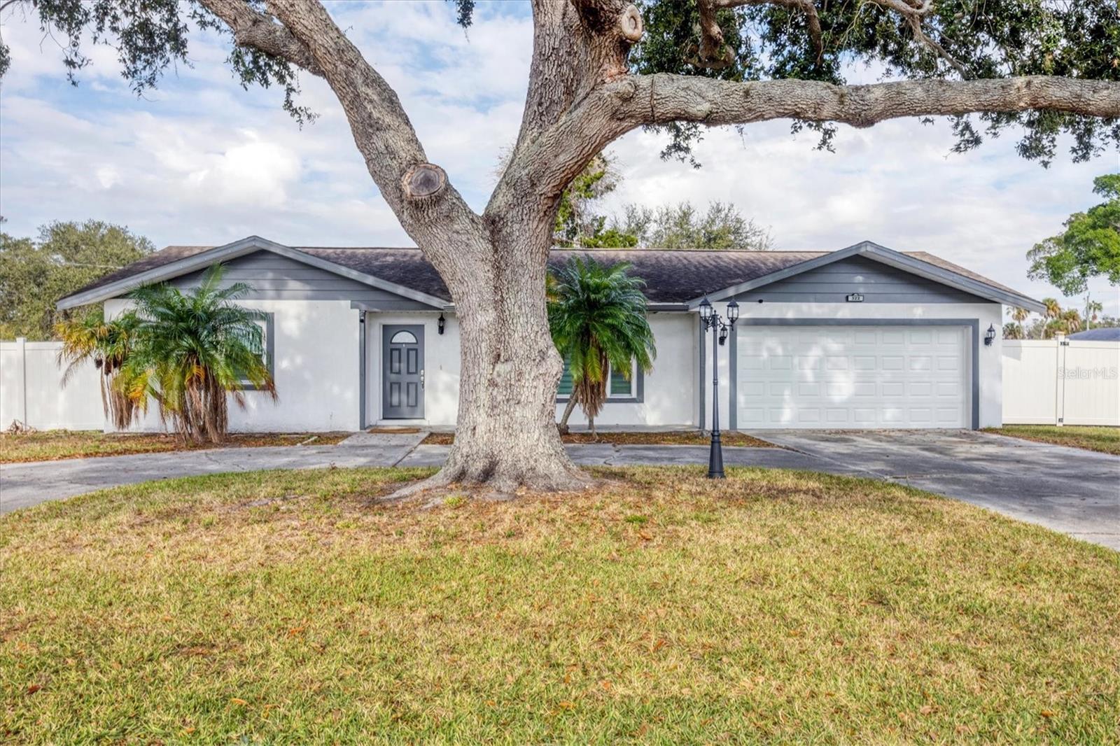 HIGHLAND SHORES - Residential