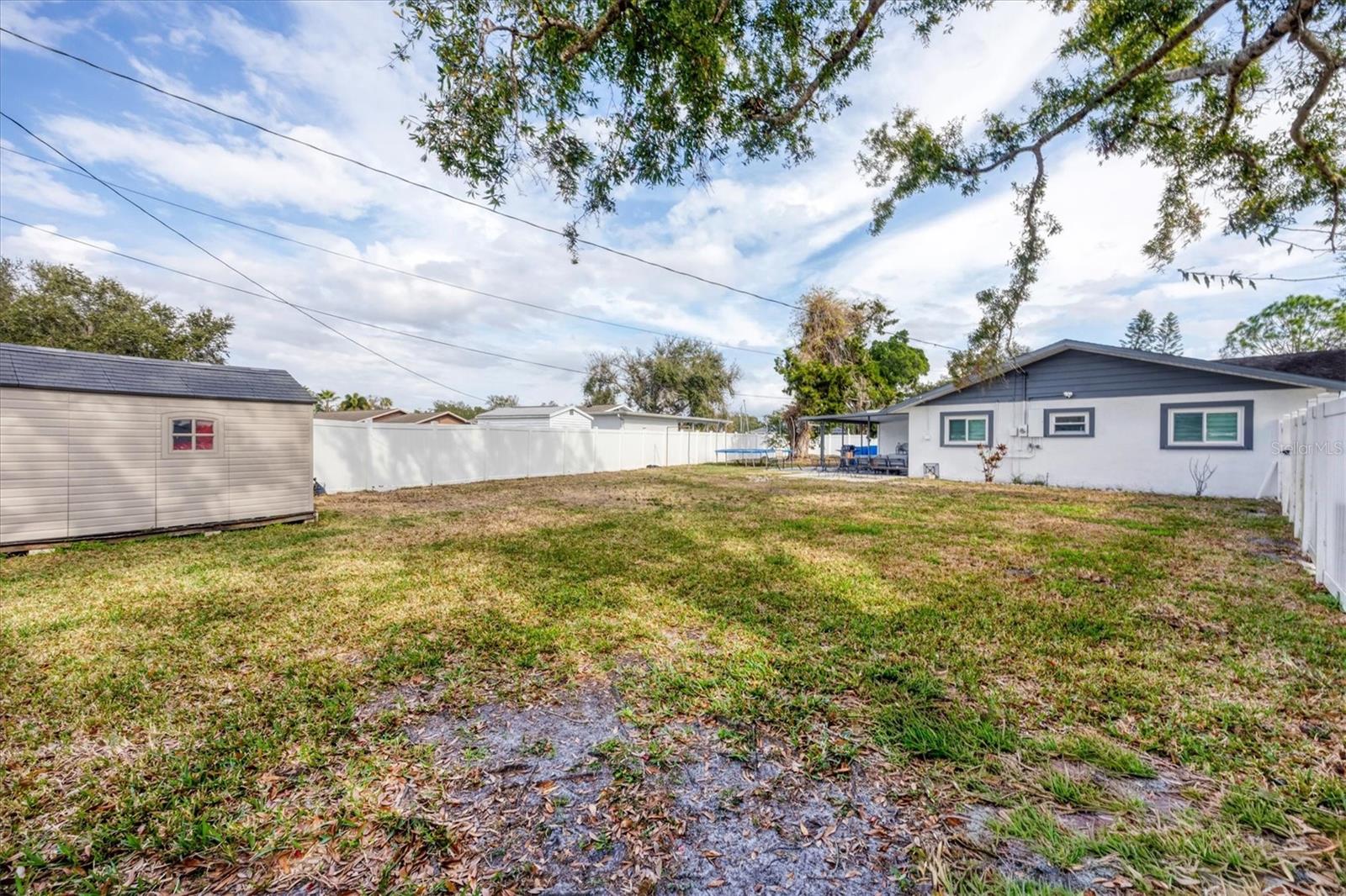 HIGHLAND SHORES - Residential