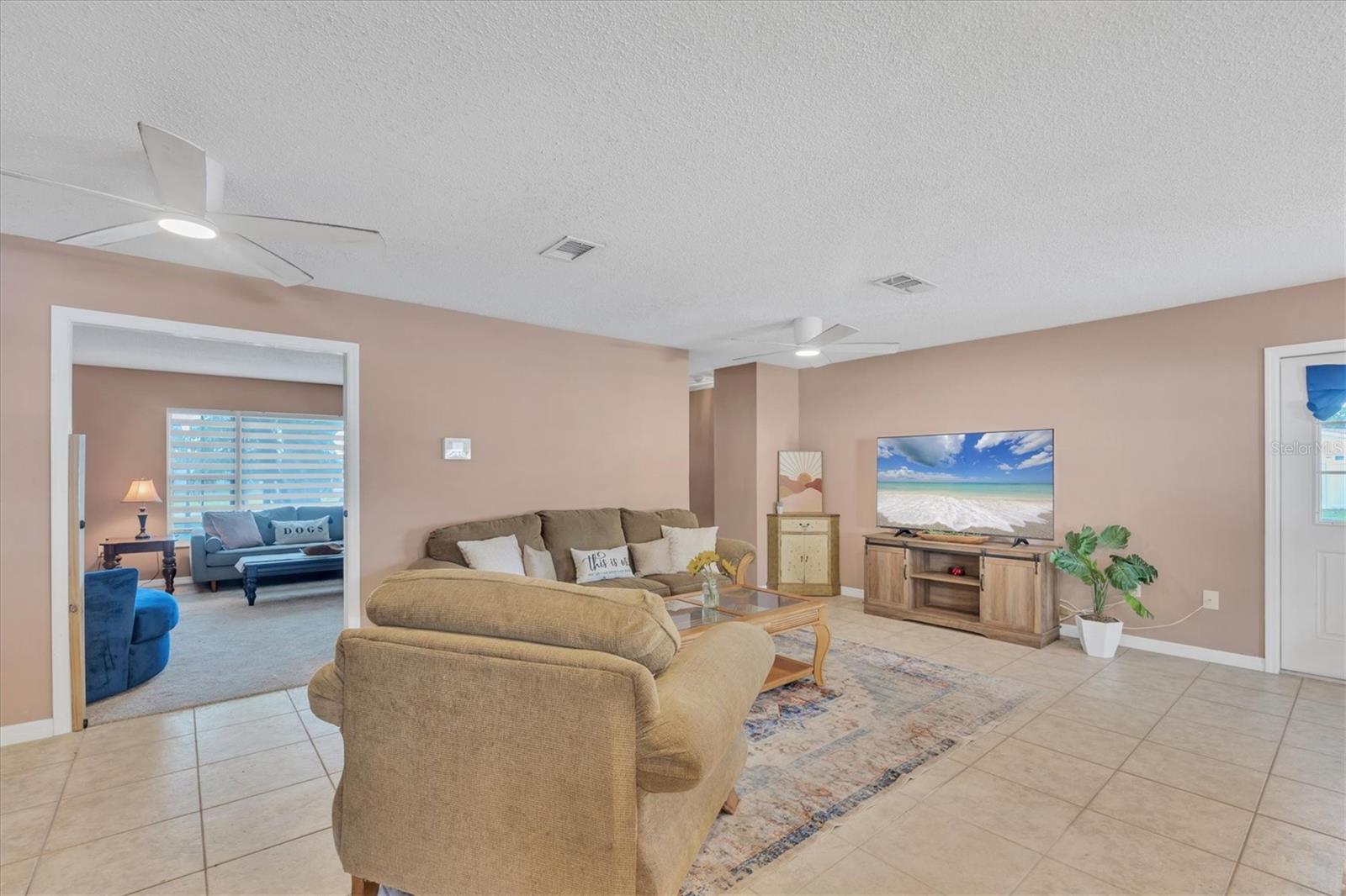 HIGHLAND SHORES - Residential