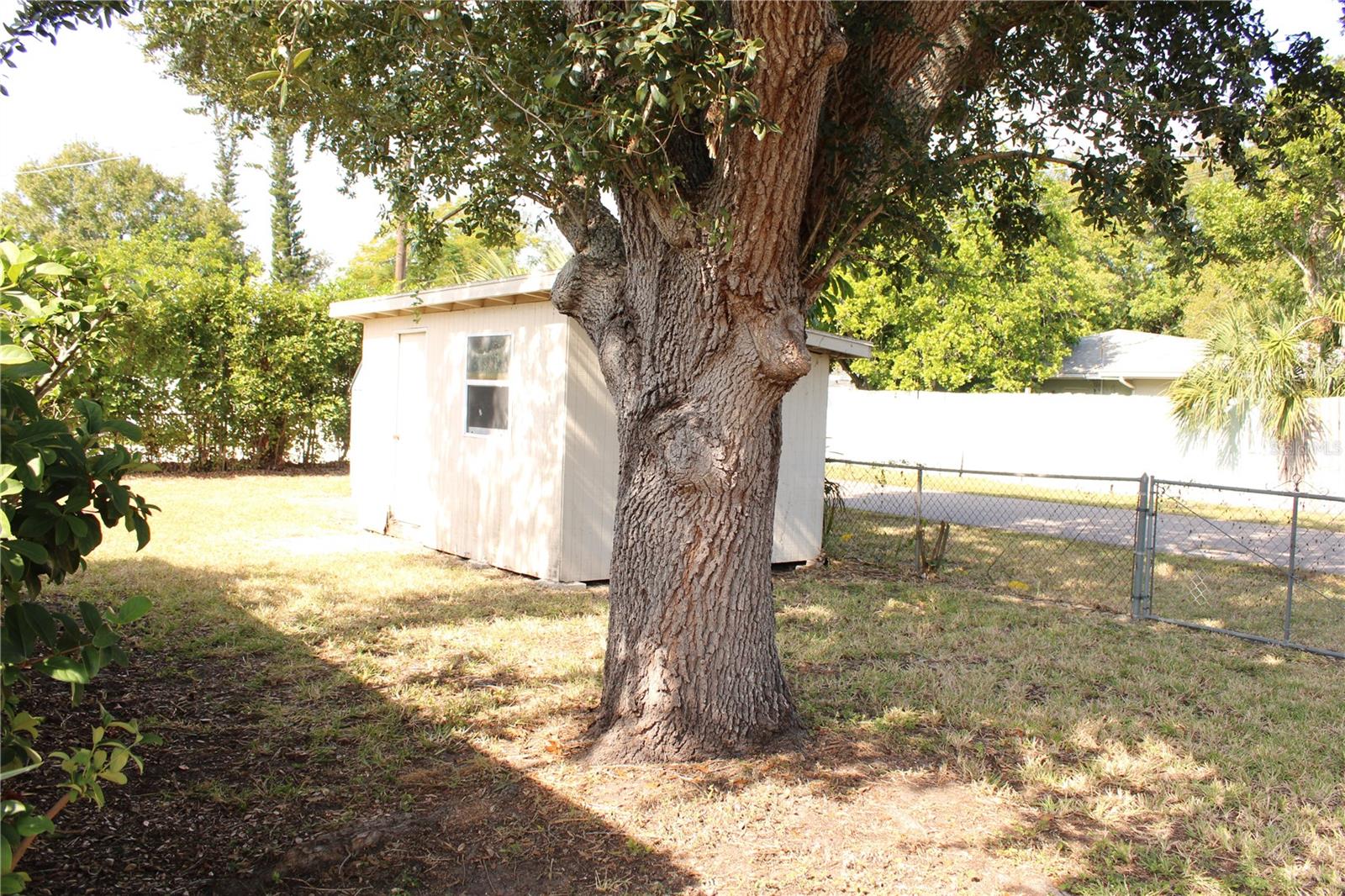 SPINNEY & TANSKI - Residential Lease