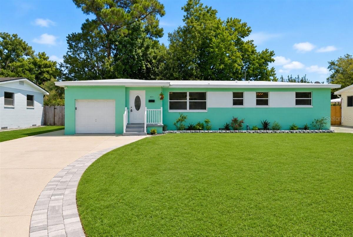 2125 W LOU DRIVE