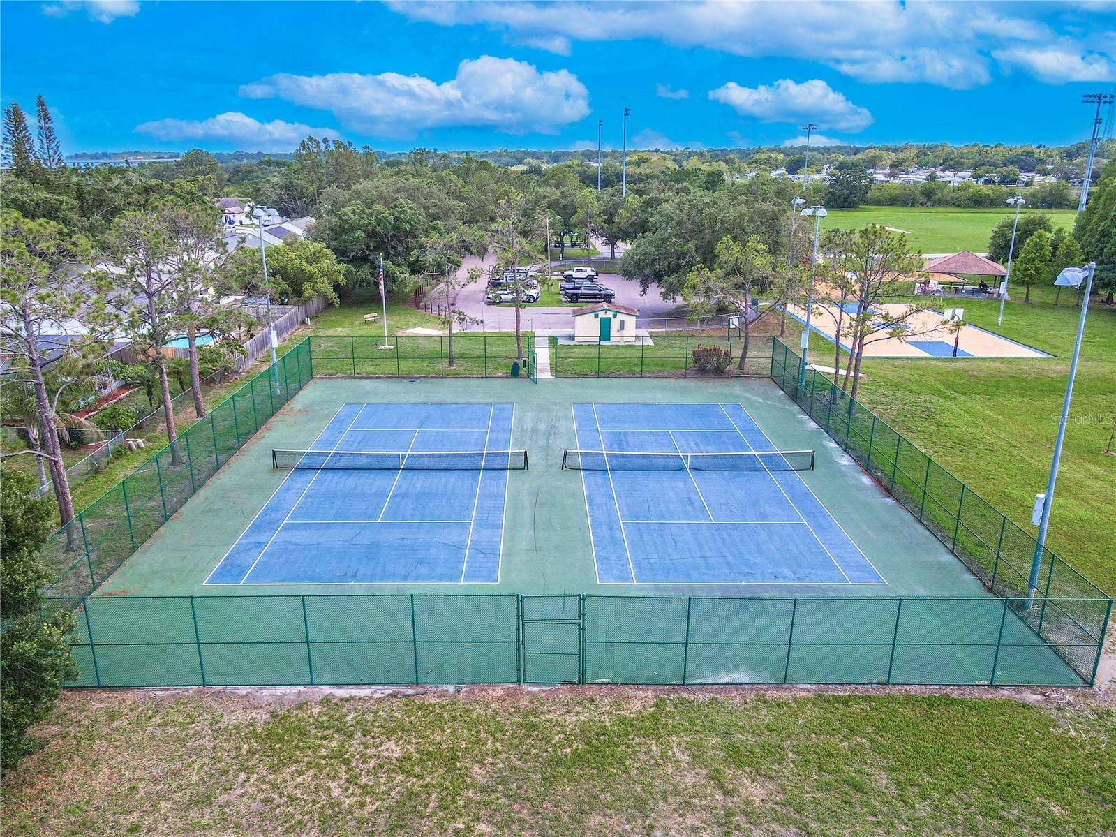 EASTLAKE OAKS PH 4 - Residential