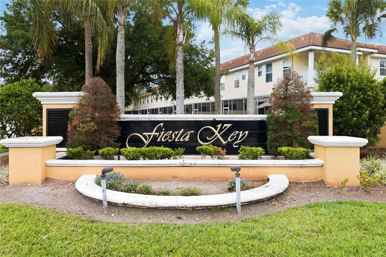 4729 CORAL CASTLE DRIVE