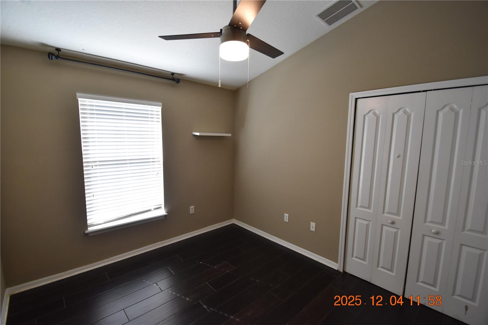 EAGLE PALM PH 1 - Residential Lease