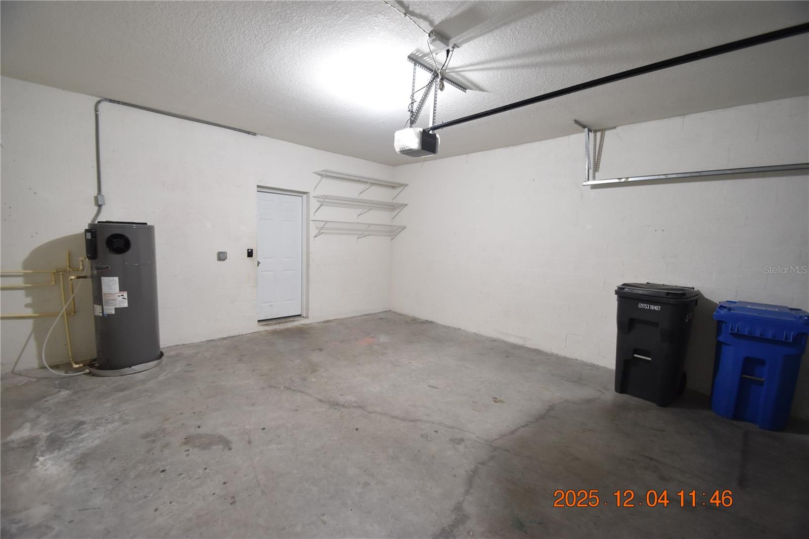 EAGLE PALM PH 1 - Residential Lease