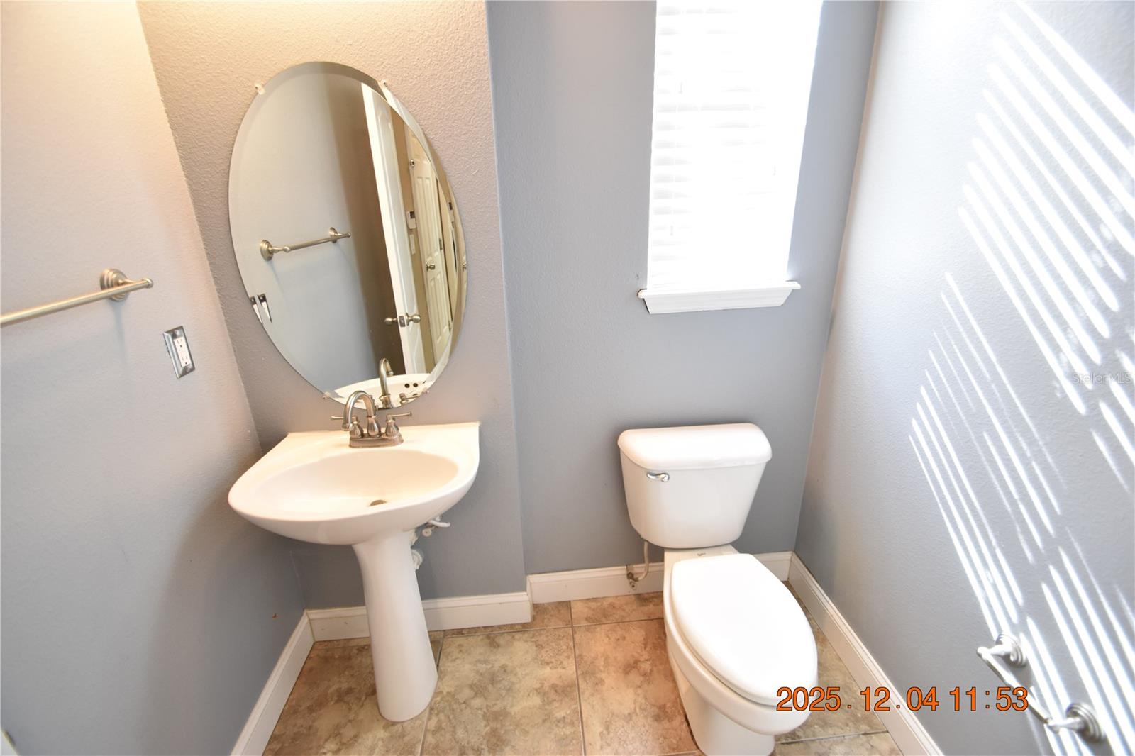 EAGLE PALM PH 1 - Residential Lease