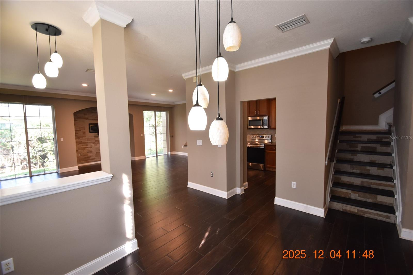 EAGLE PALM PH 1 - Residential Lease