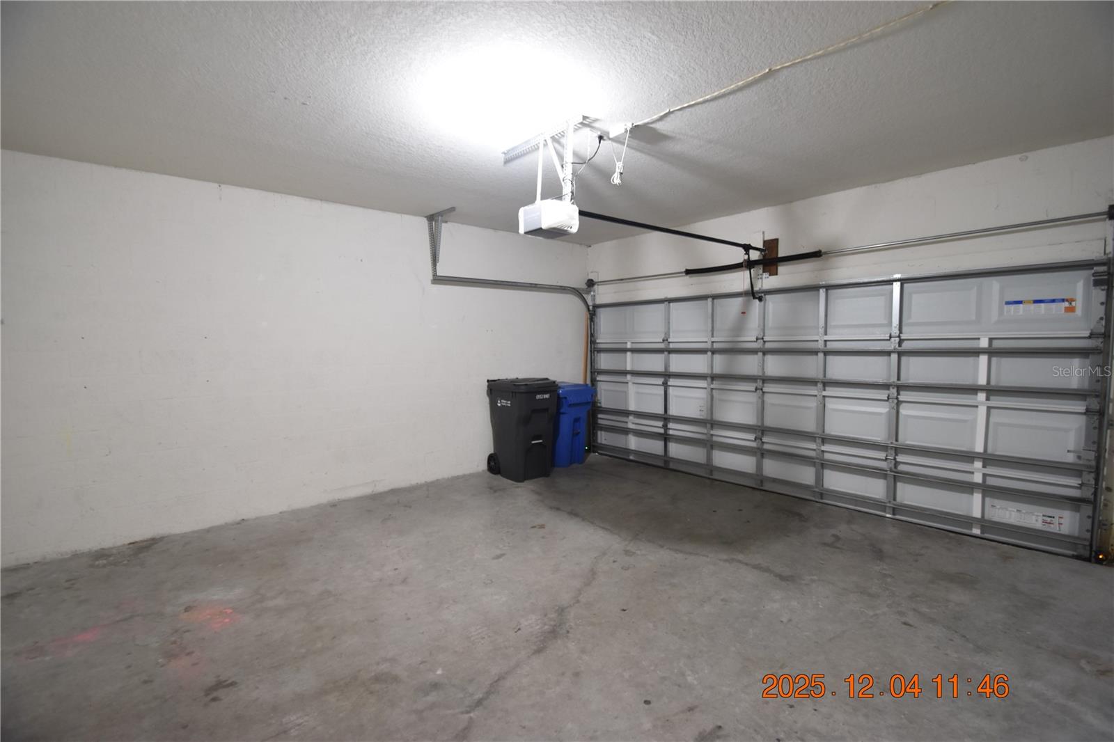 EAGLE PALM PH 1 - Residential Lease