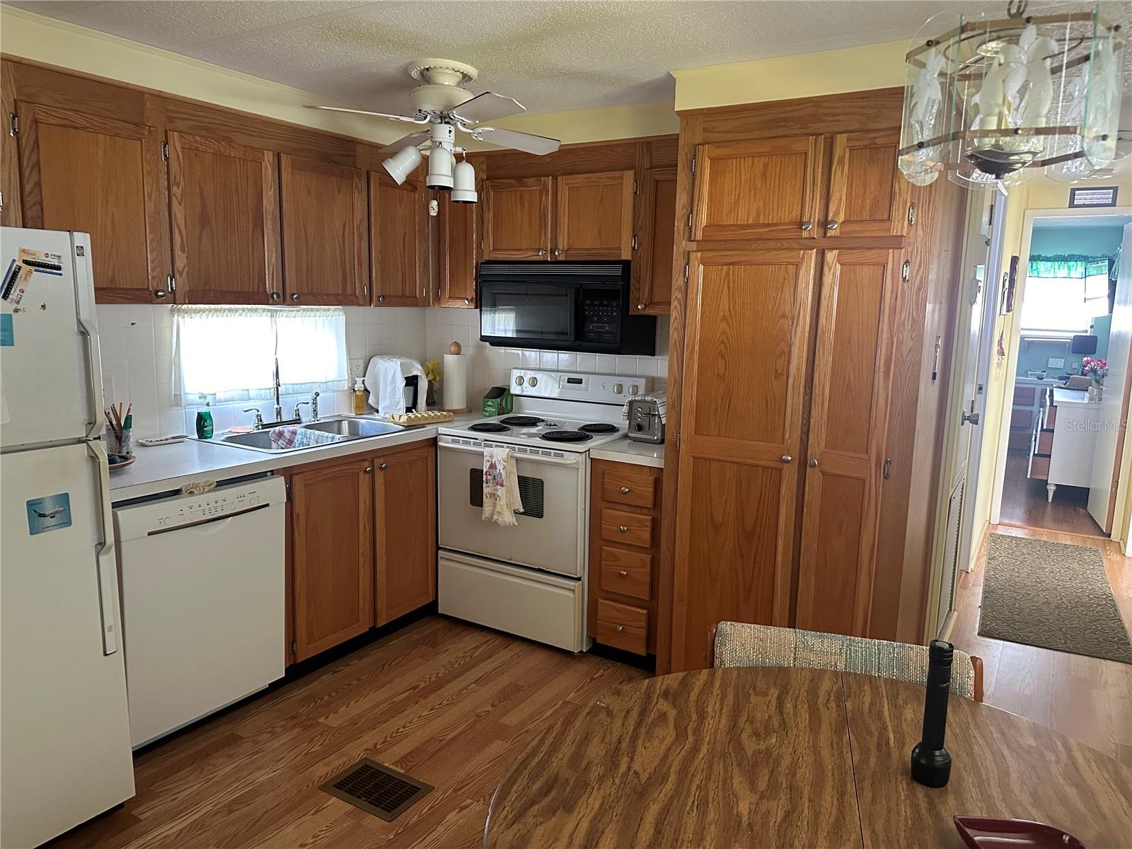 5690 FORSYTHIA ROAD