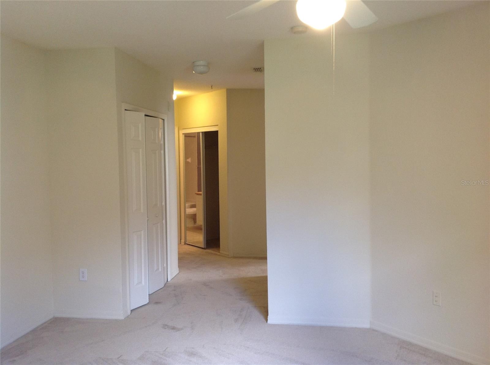 REGISTRY/MICHIGAN PARK CONDO - Residential Lease