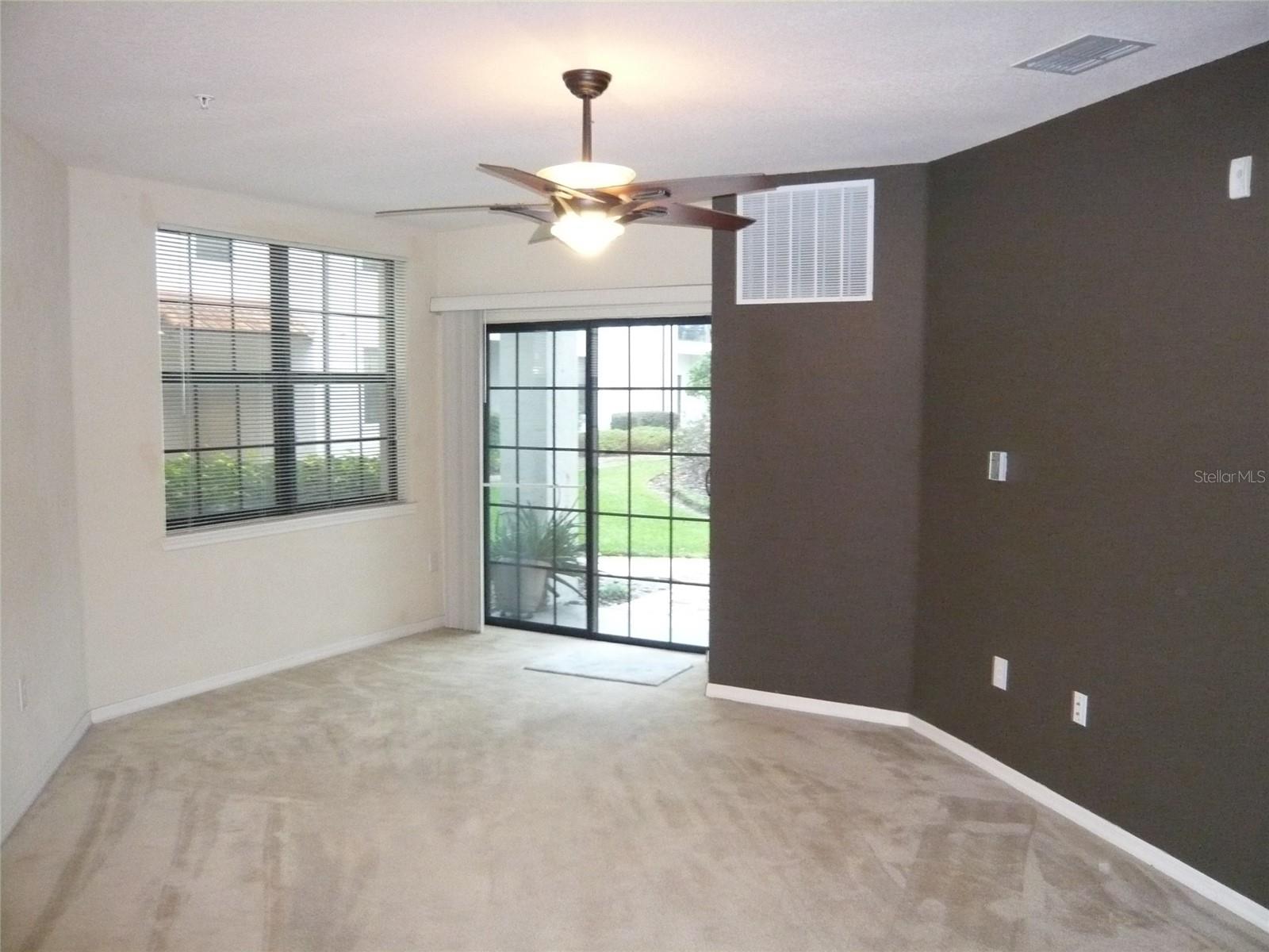 REGISTRY/MICHIGAN PARK CONDO - Residential Lease