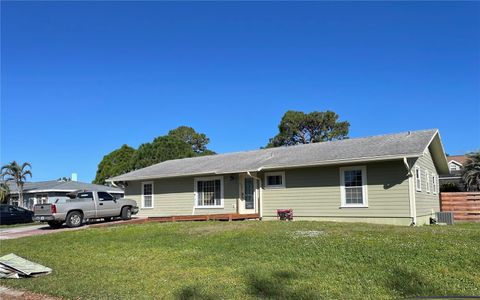 A home in BRADENTON