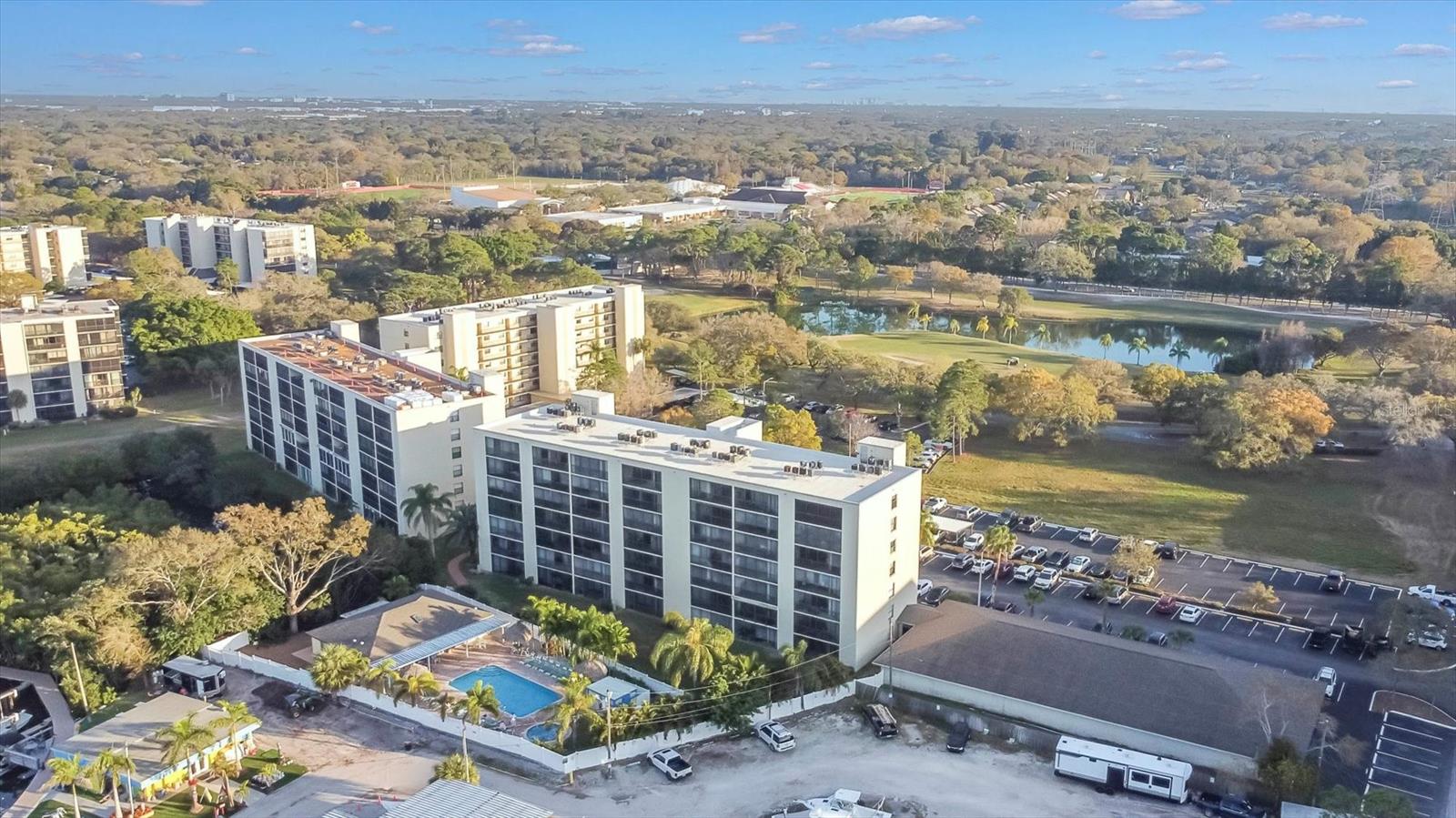 COVE CAY VLG III CONDO - Residential