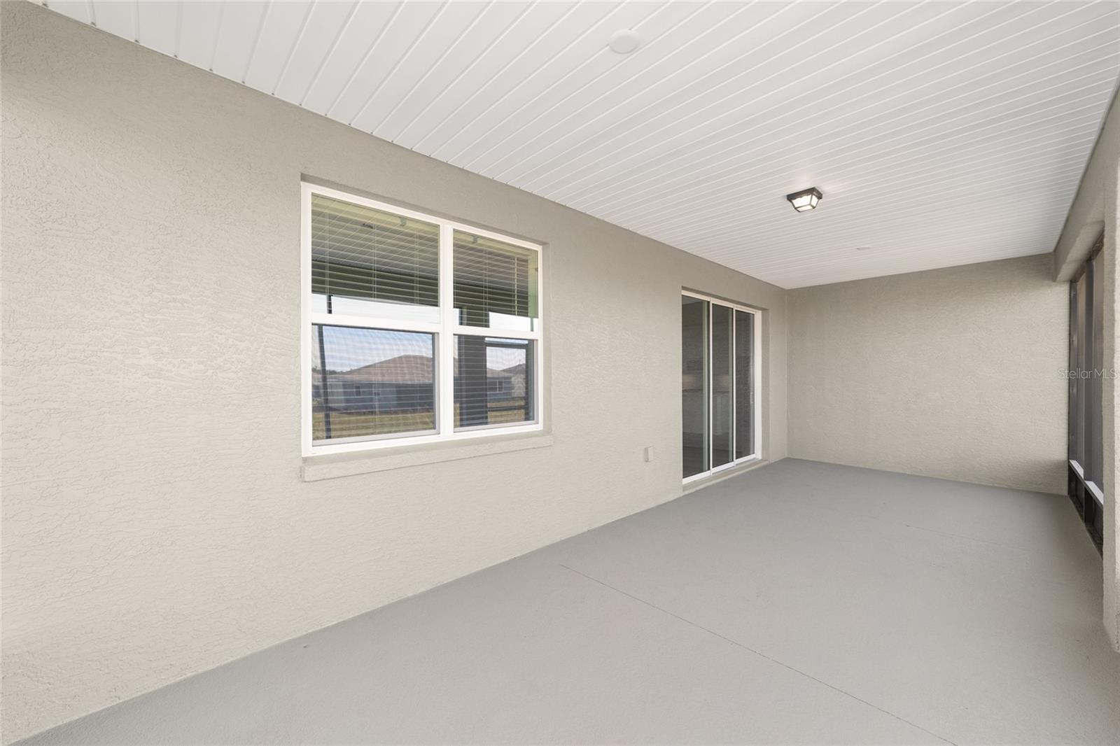 ON TOP OF THE WORLD - Residential