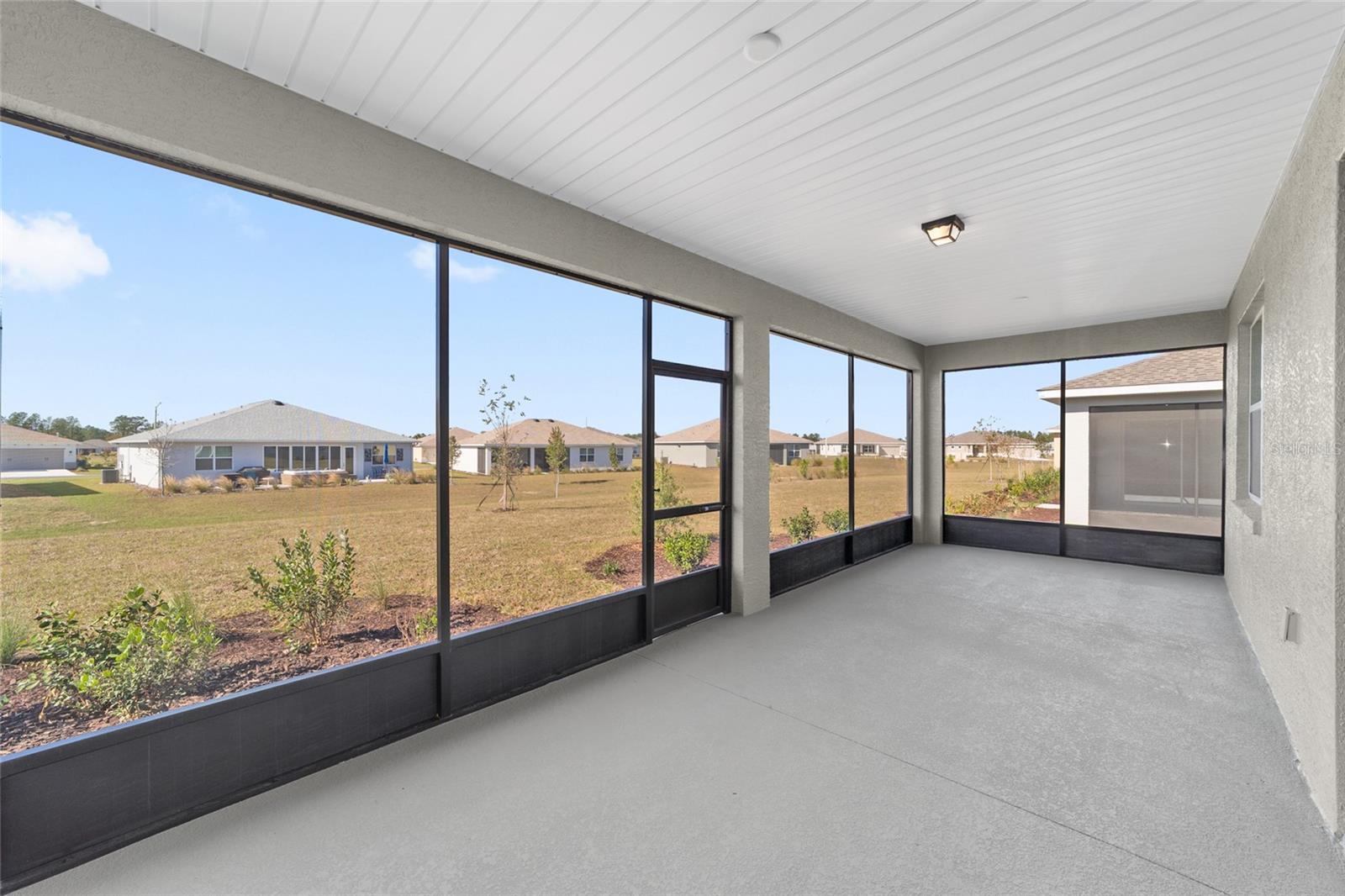 ON TOP OF THE WORLD - Residential