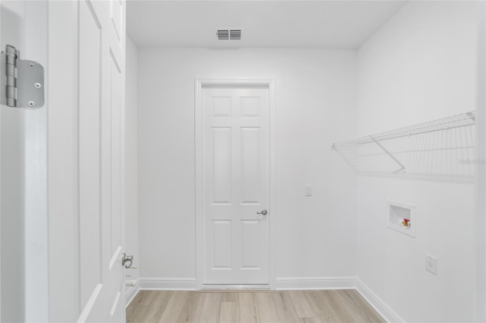 ON TOP OF THE WORLD - Residential