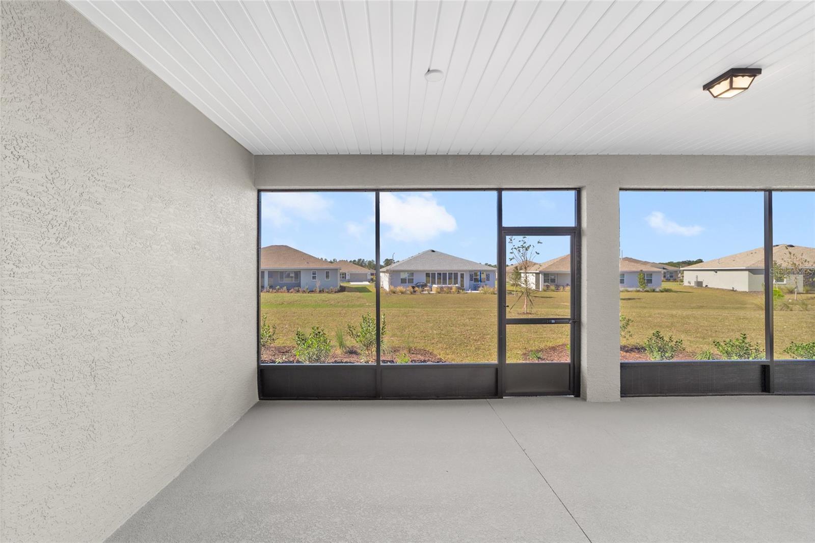 ON TOP OF THE WORLD - Residential