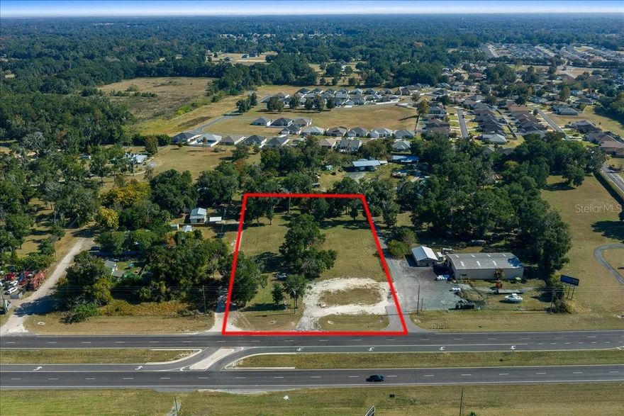 PRIME B2 Commercial Property located directly on US 301/441 just north of the city of Ocala which is one of the fastest growing markets in Florida. Ideal for a service station/gas station, restaurant, medical or retail use as well as other uses. Unlock the potential of this exceptional B2 zoned commercial property located on one of the region's major traffic corridors. With its flexible B2 zoning, the site is perfectly suited for a variety of commercial uses. This property offers outstanding opportunity in thriving area.