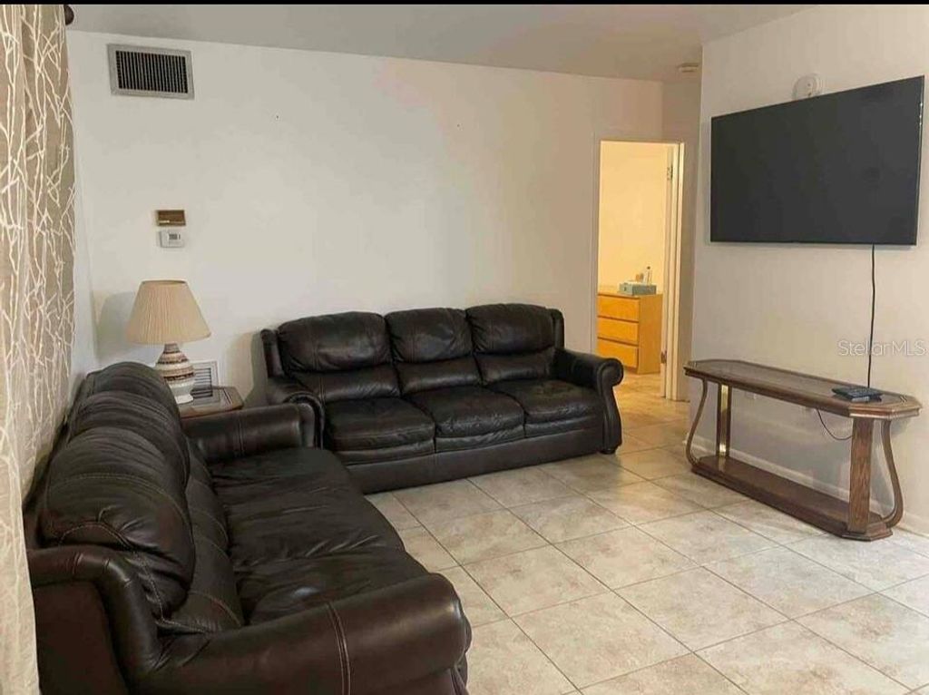 Photo of 612 E Morgan Street #2, Brandon, FL 33510 (MLS # TB8497833)