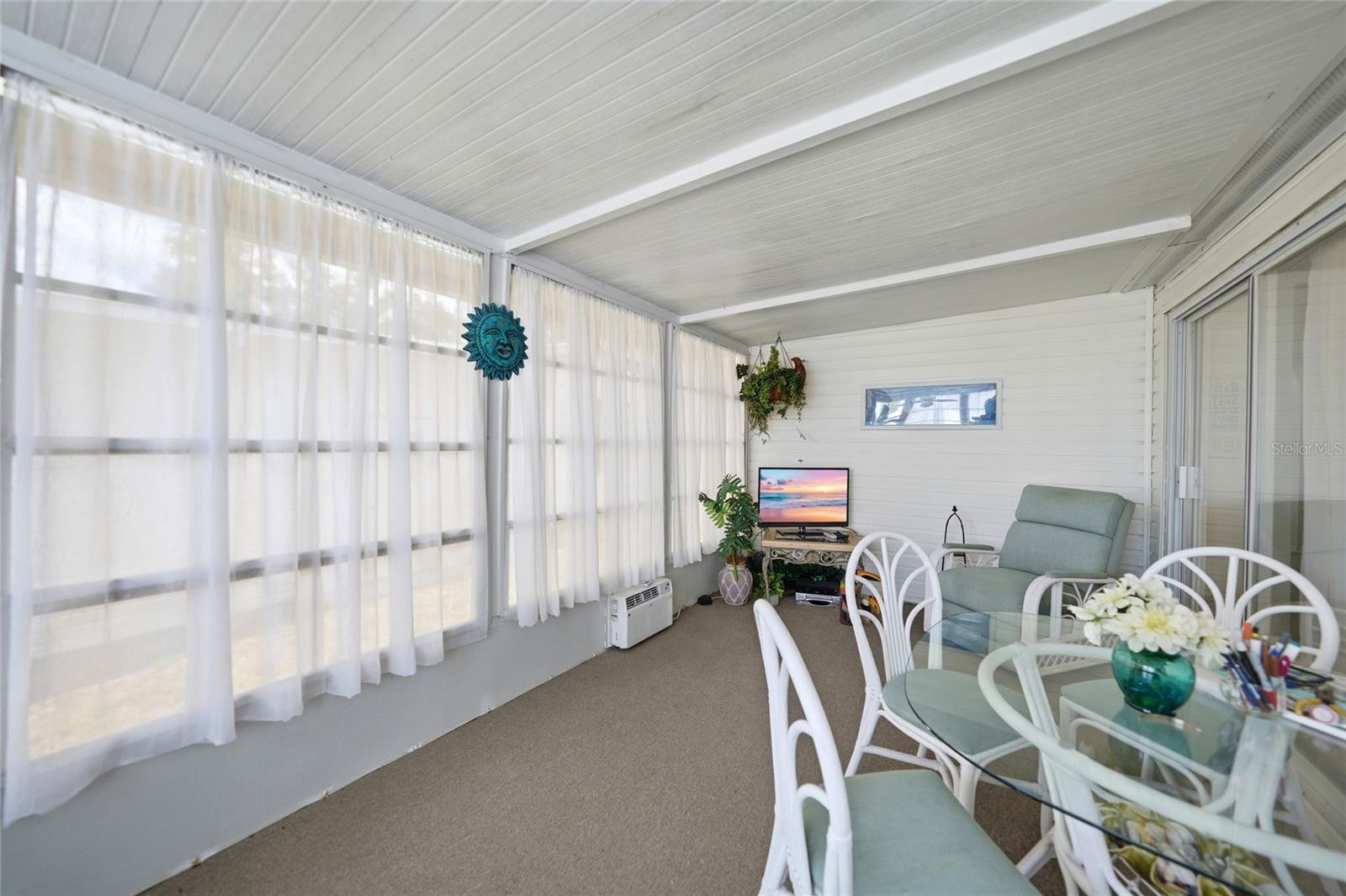 RIVERWALK MHP CO-OP - Residential