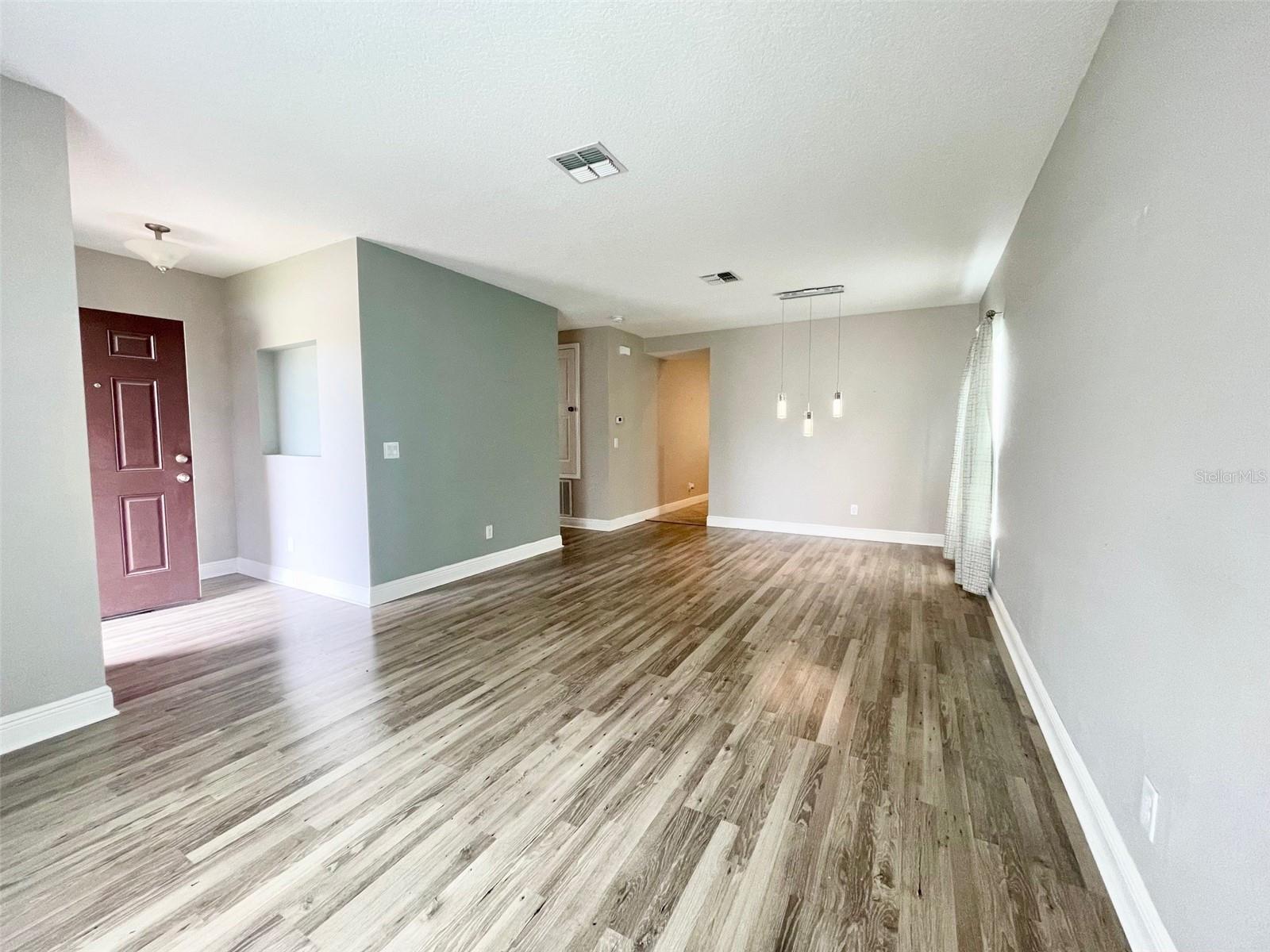 128 WILLIAMSON DRIVE