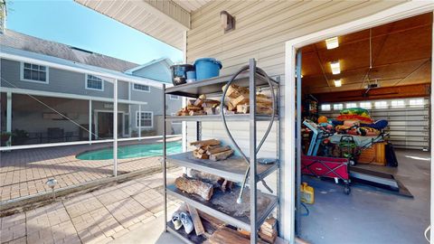 A home in AUBURNDALE