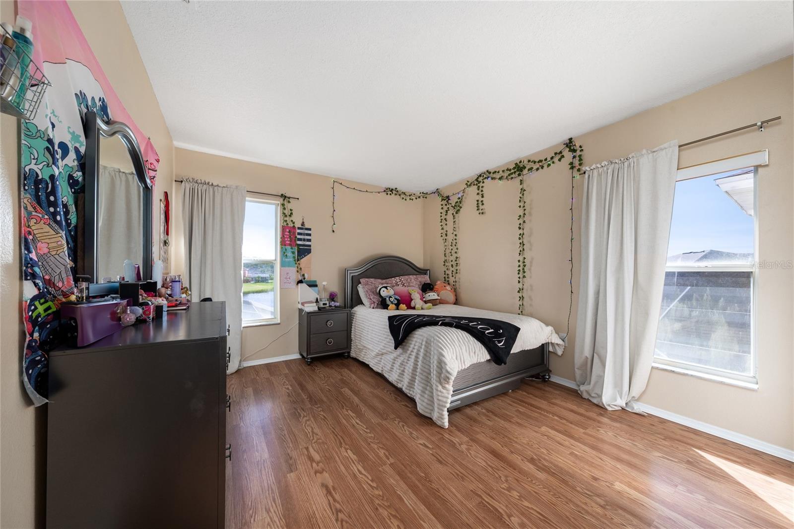 WOODBRIDGE AT MEADOW WOODS - Residential