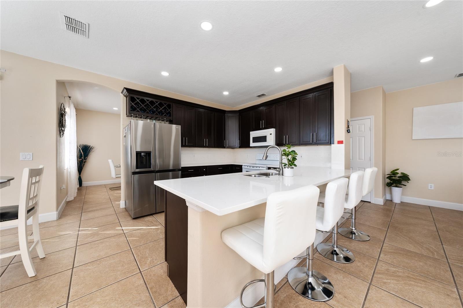 WOODBRIDGE AT MEADOW WOODS - Residential